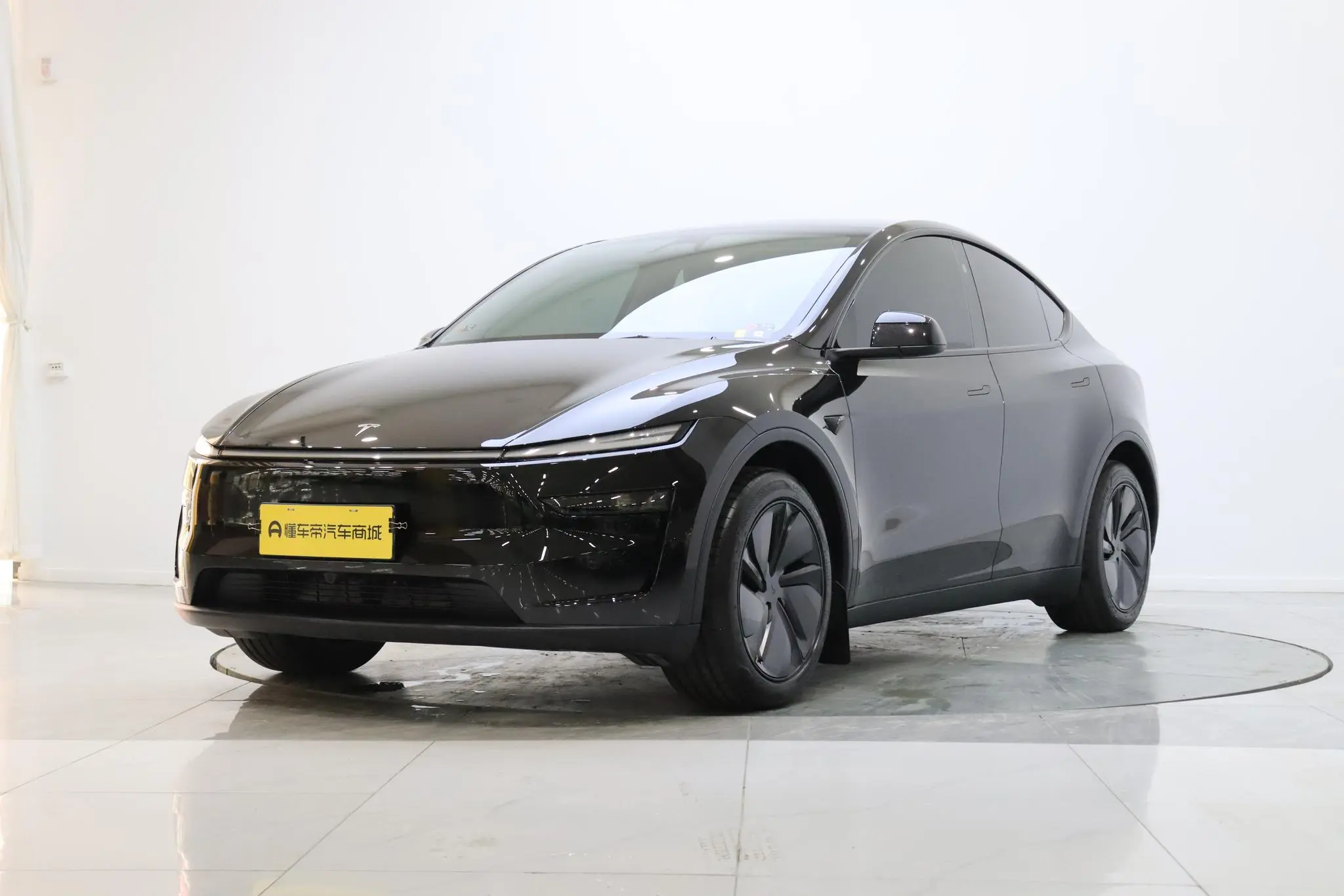 Tesla Model Y  из Китая