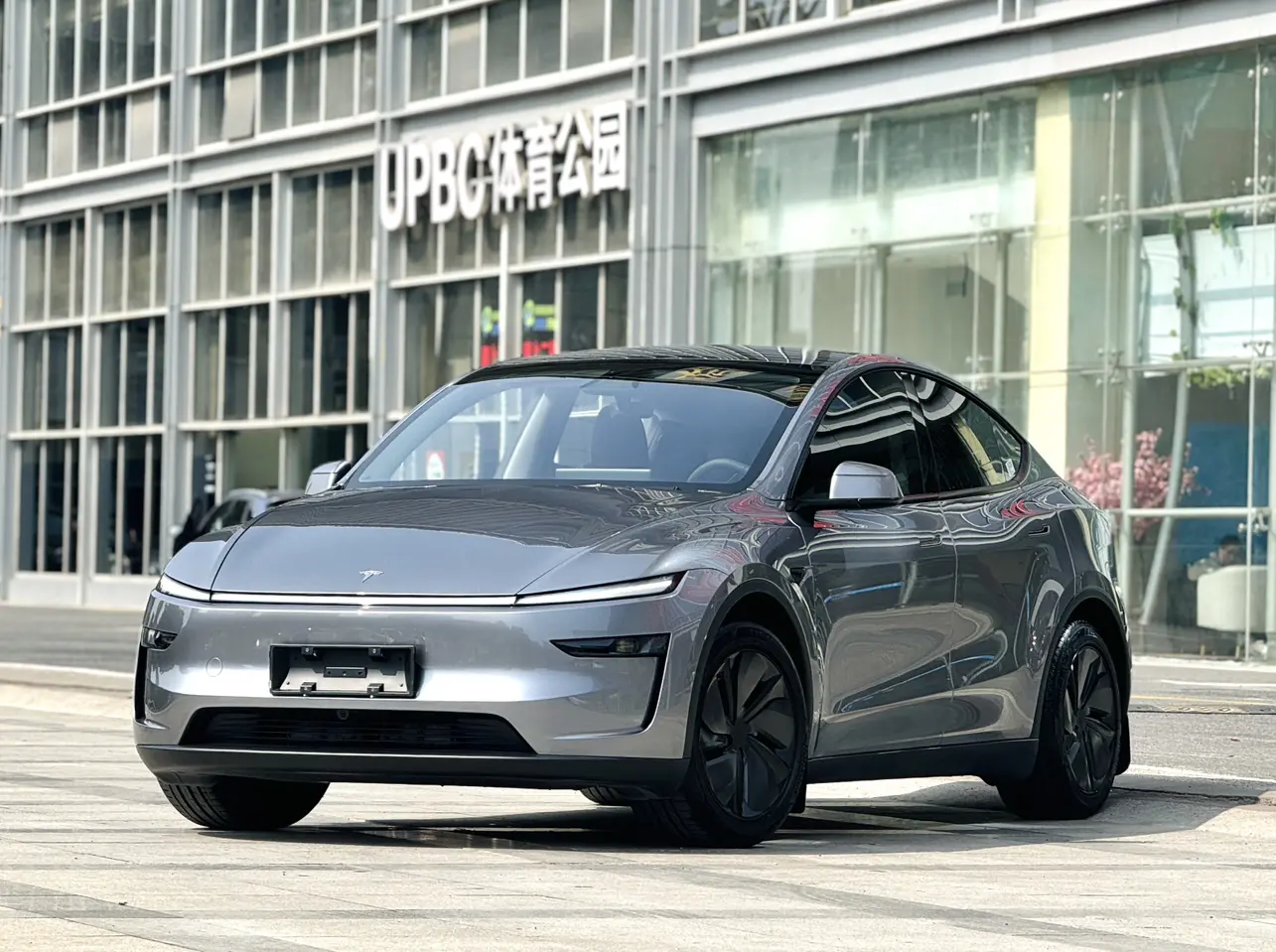 Tesla Model Y  из Китая