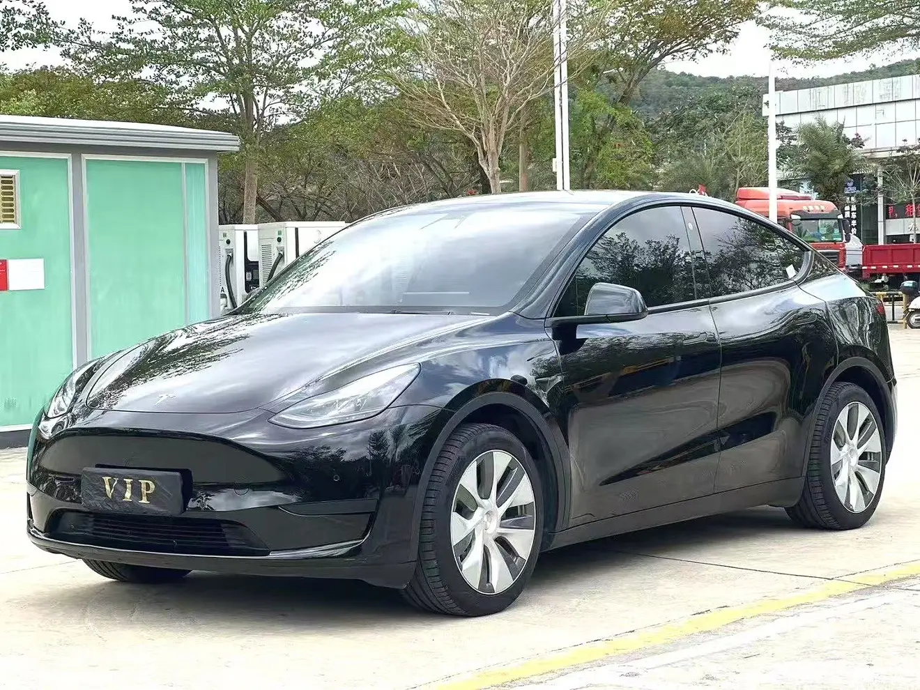 Tesla Model Y  из Китая