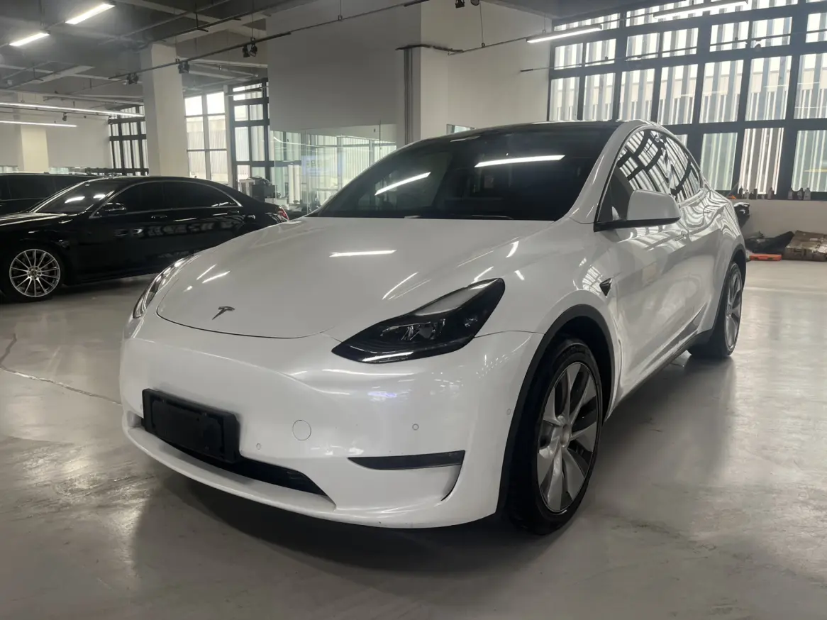 Tesla Model Y  из Китая