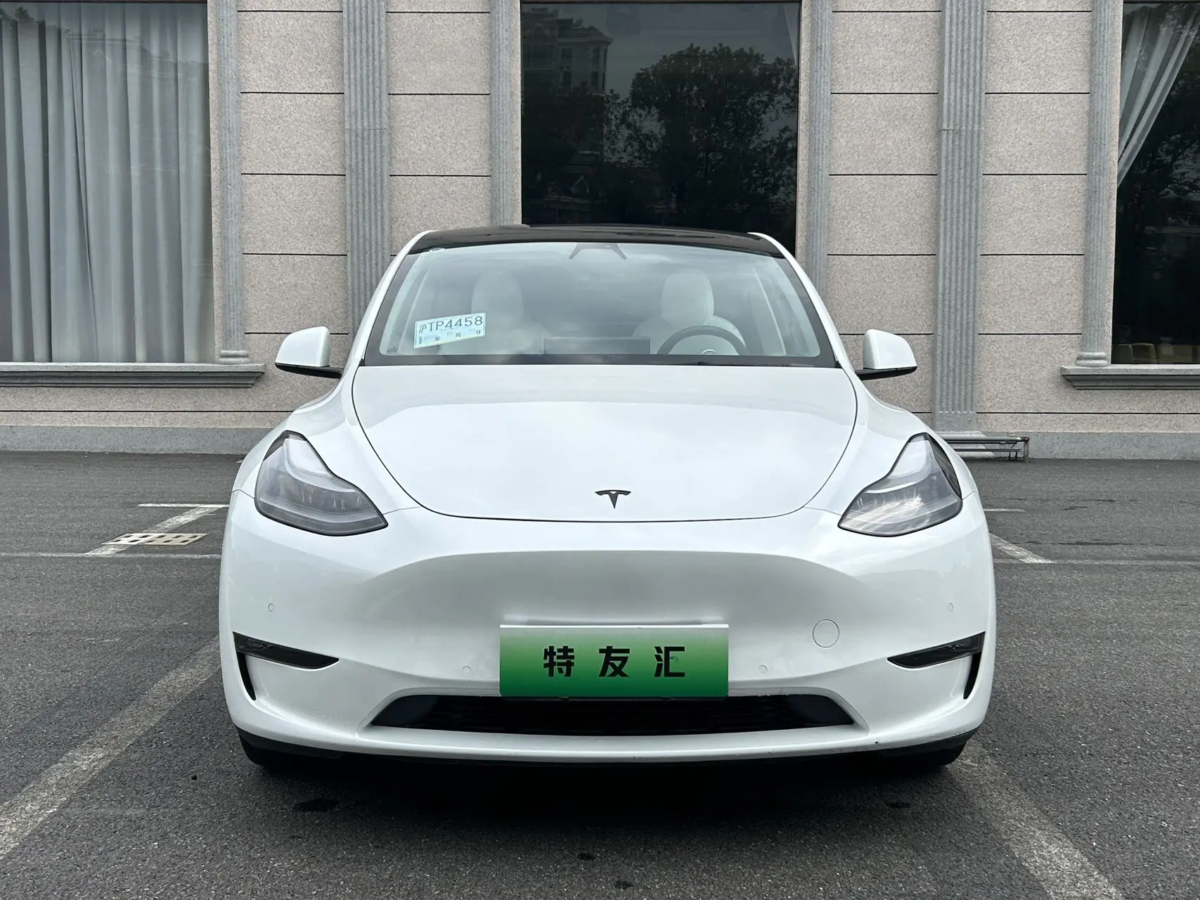 Tesla Model Y  из Китая