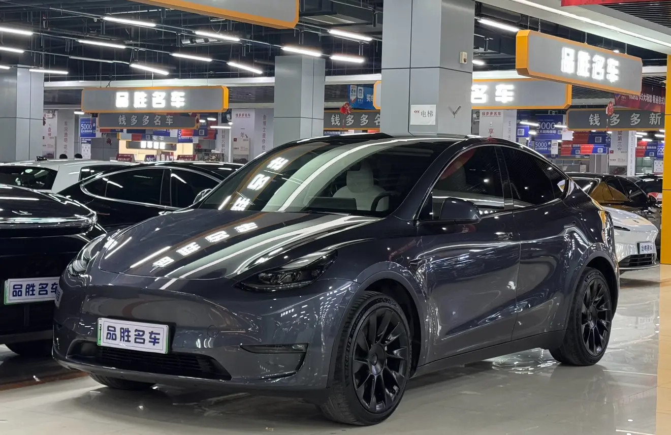 Tesla Model Y  из Китая