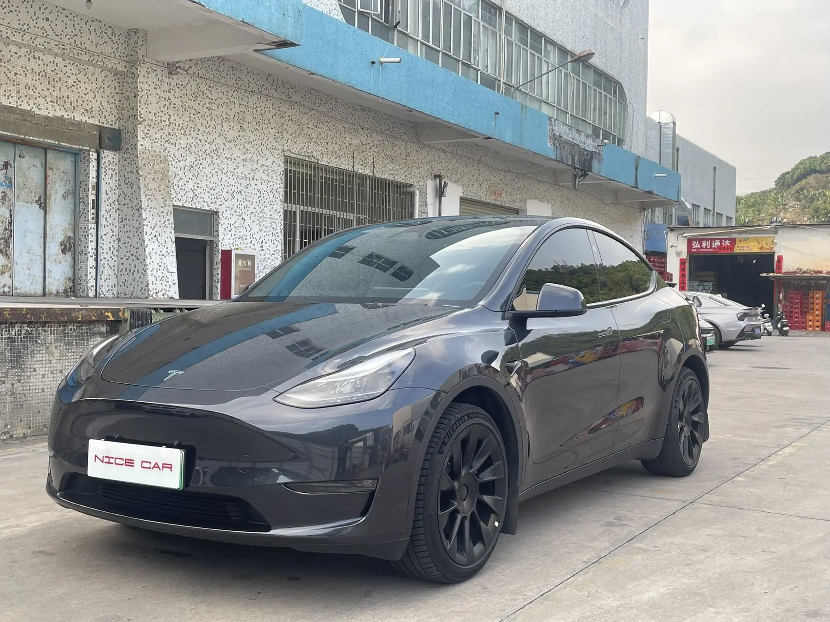 Tesla Model Y  из Китая