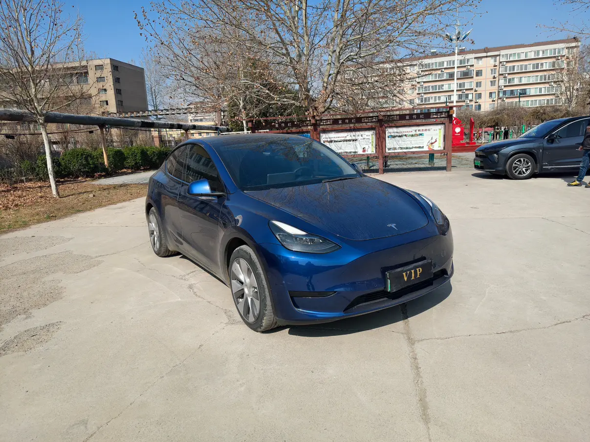 Tesla Model Y  из Китая