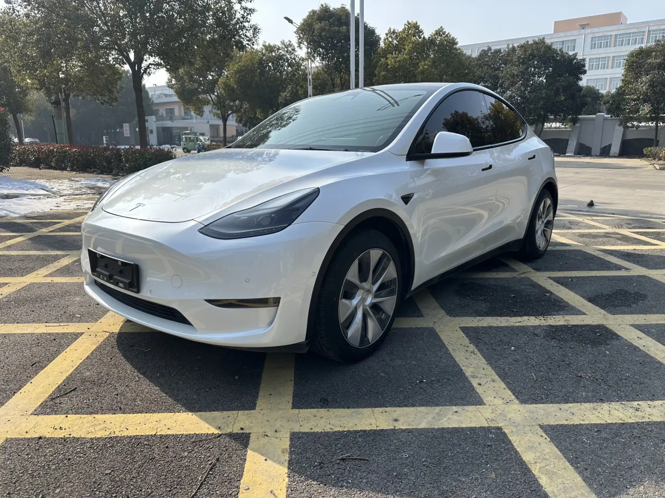 Tesla Model Y  из Китая