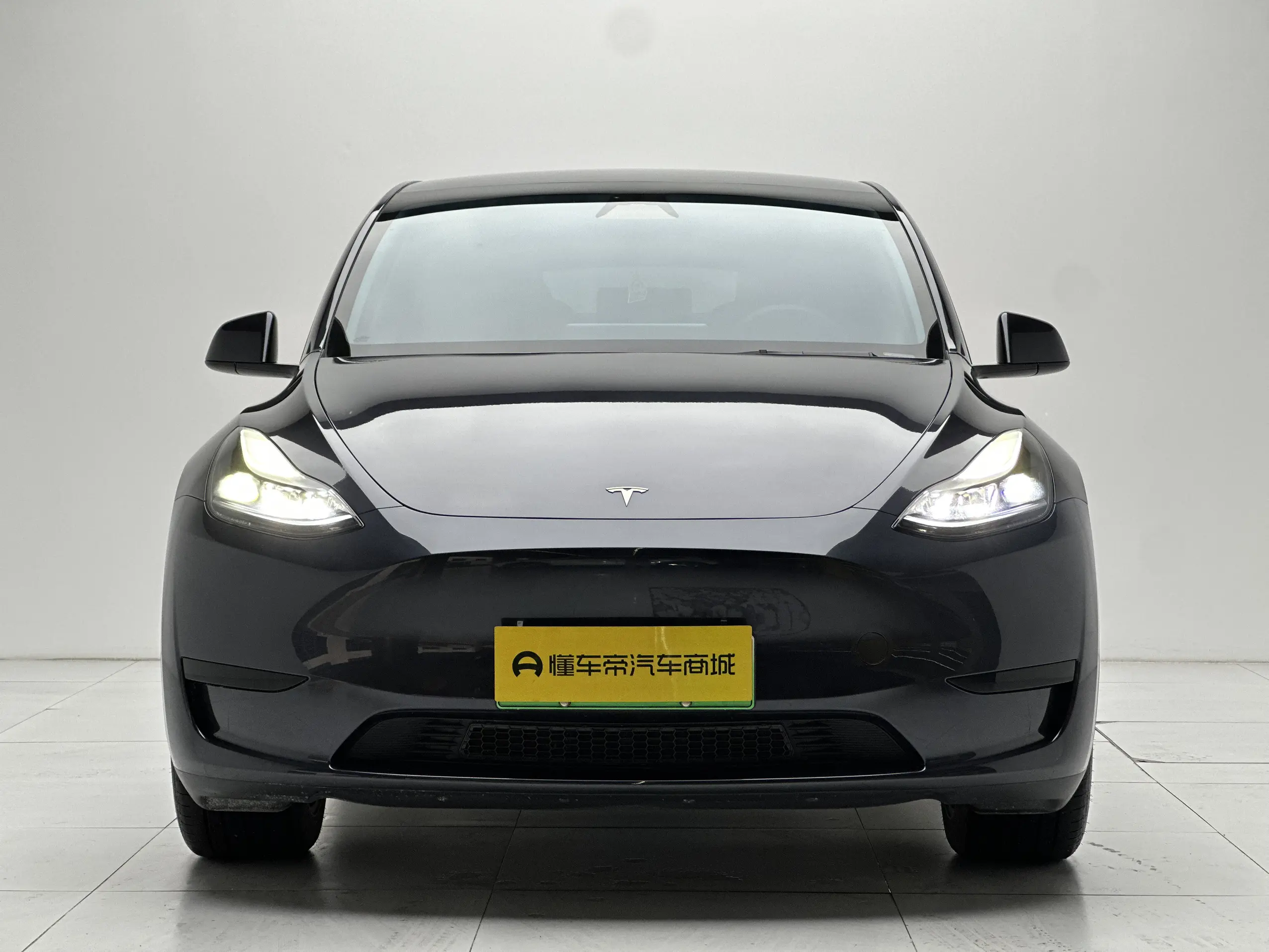 Tesla Model Y  из Китая