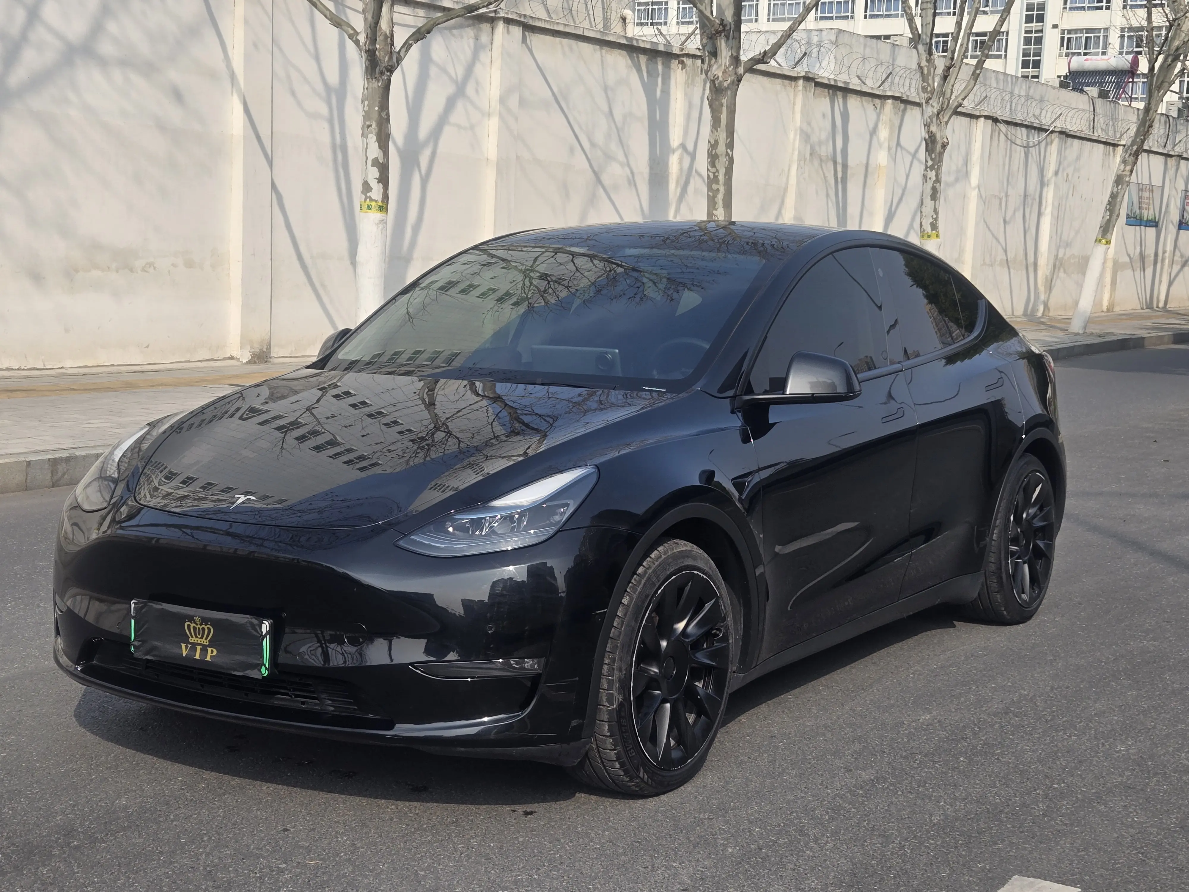 Tesla Model Y  из Китая