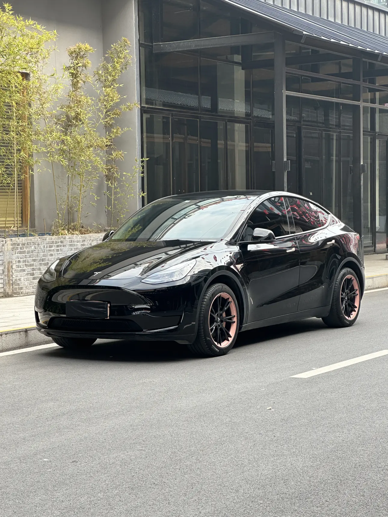 Tesla Model Y  из Китая