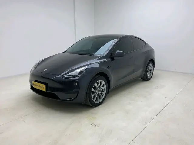 Tesla Model Y  из Китая