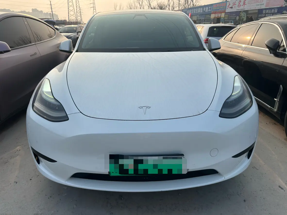 Tesla Model Y  из Китая