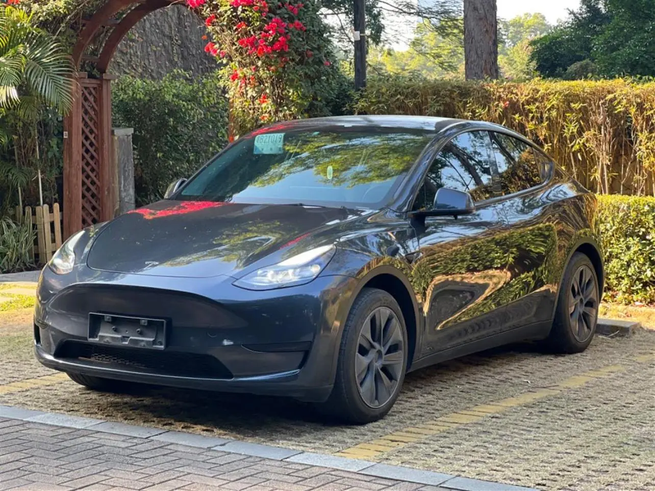 Tesla Model Y  из Китая