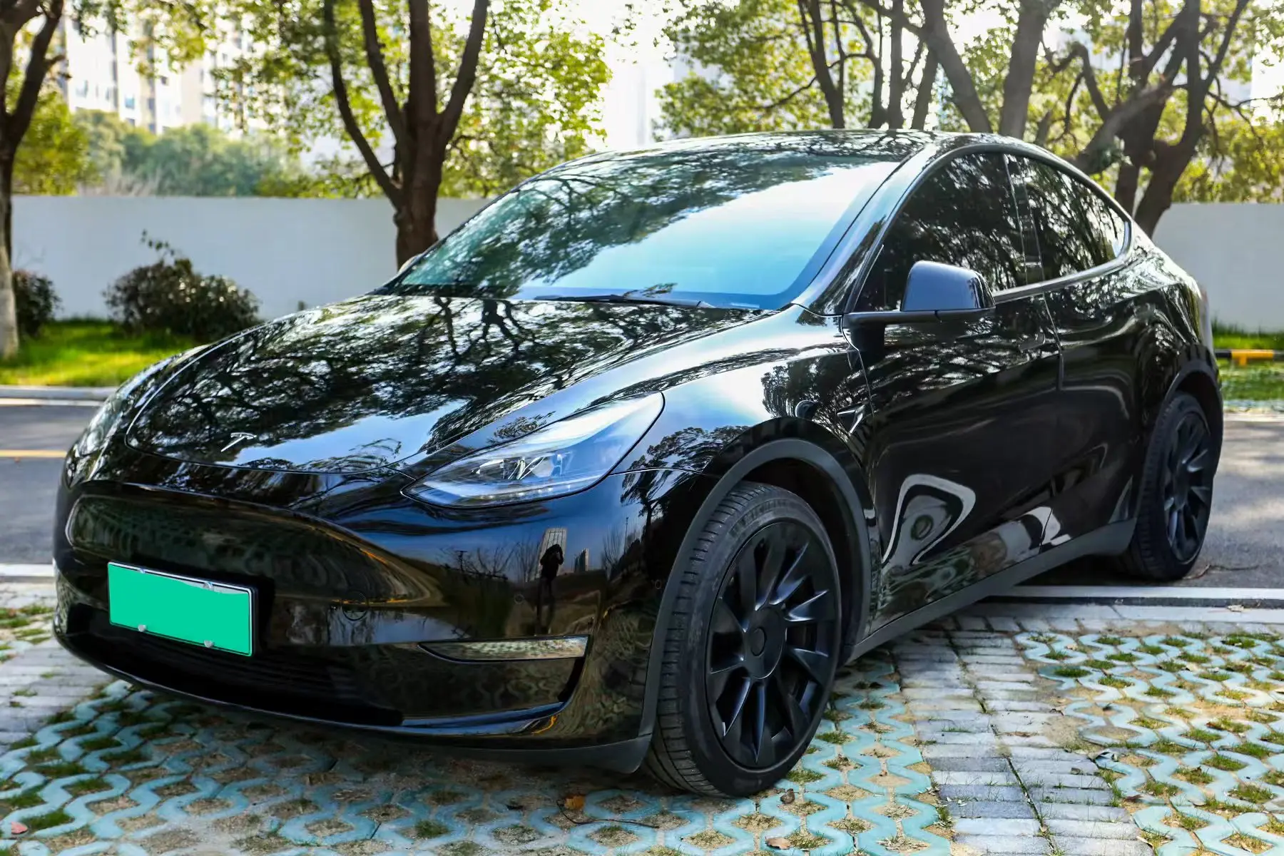 Tesla Model Y  из Китая