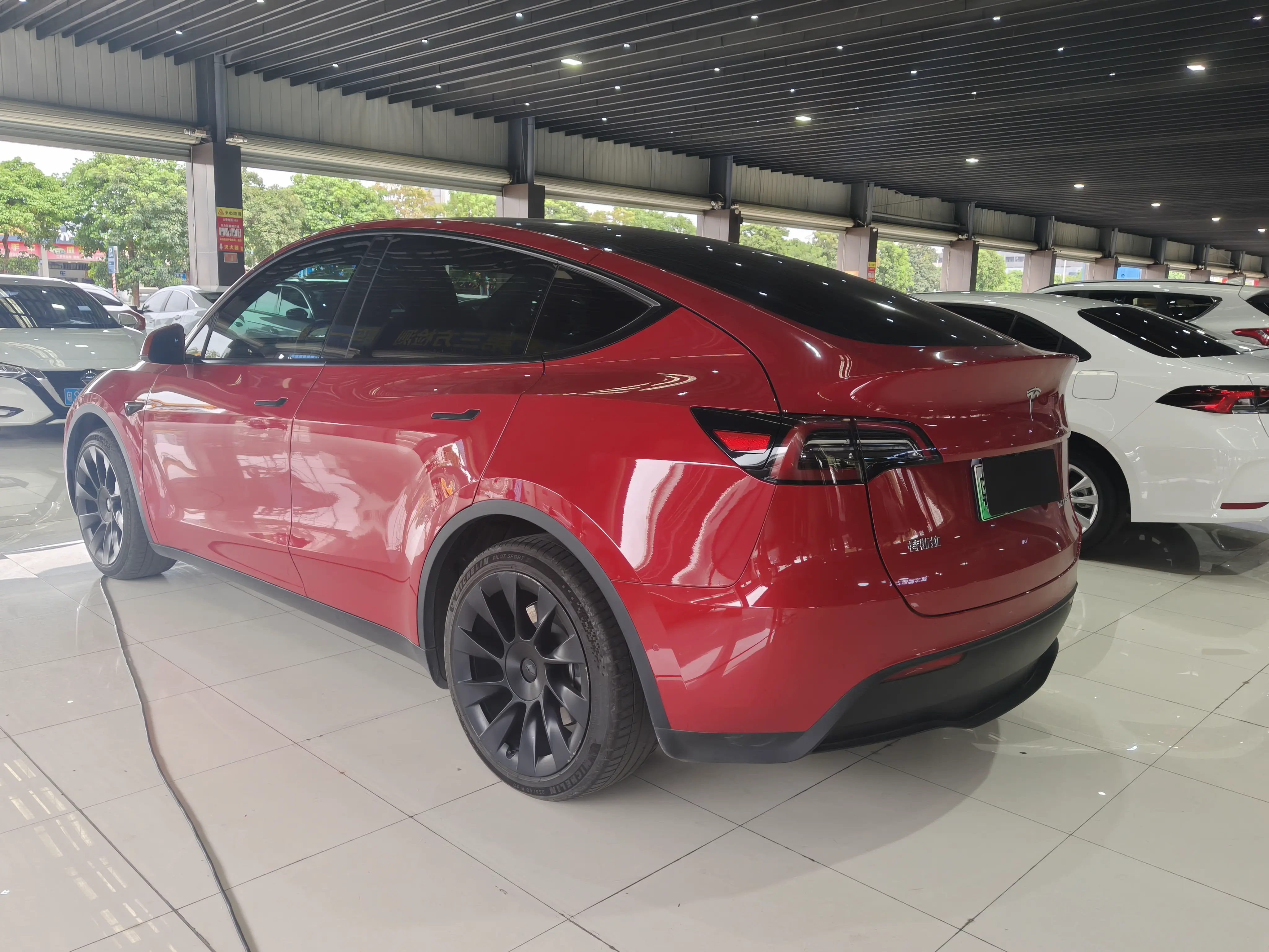 Tesla Model Y  из Китая