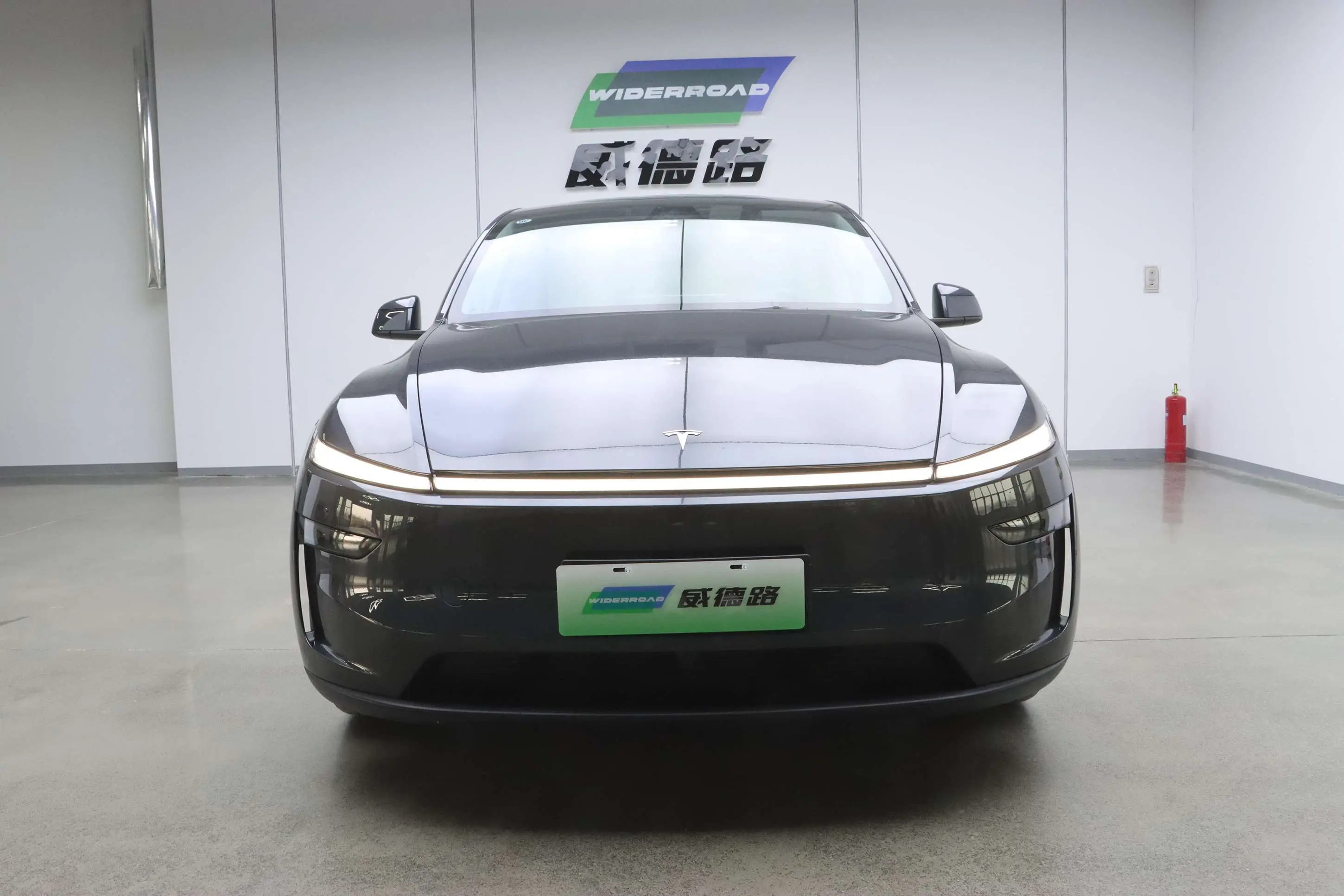 Tesla Model Y  из Китая