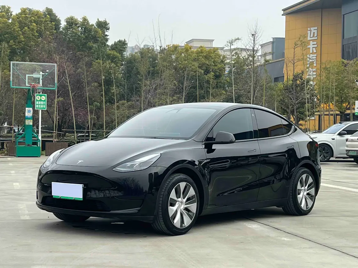Tesla Model Y  из Китая