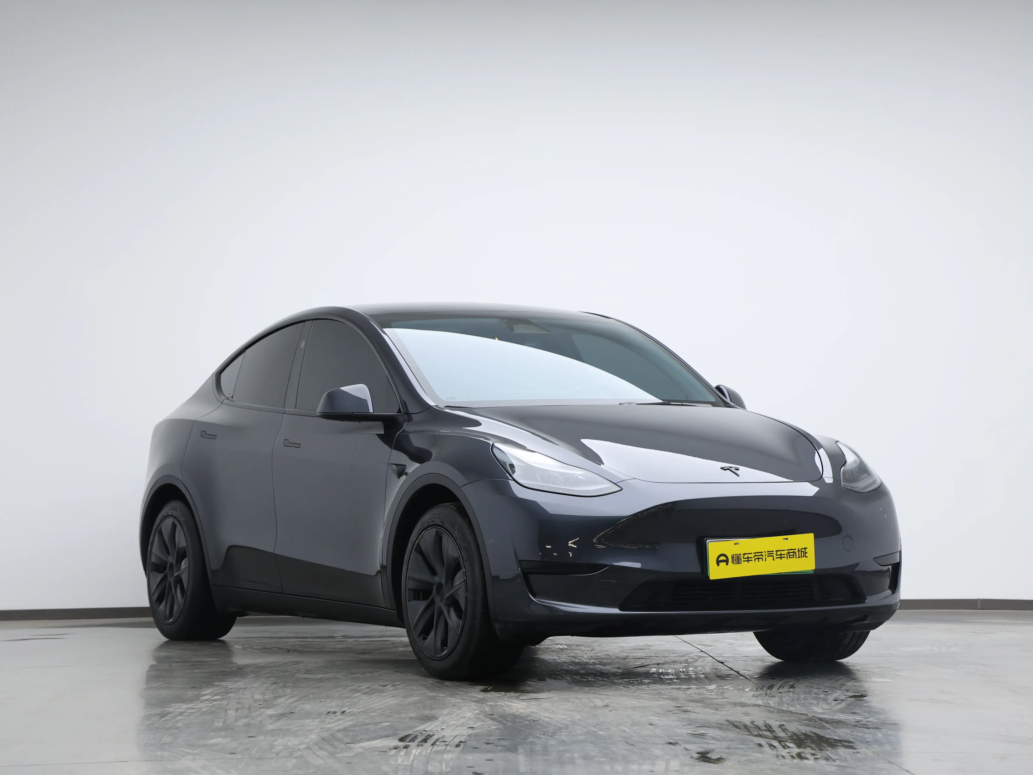 Tesla Model Y  из Китая