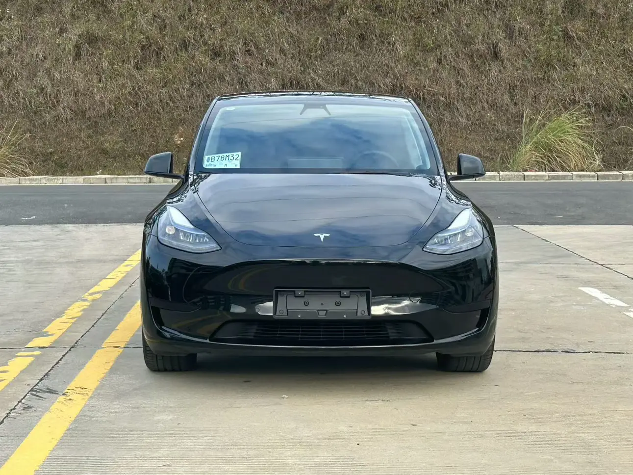 Tesla Model Y  из Китая