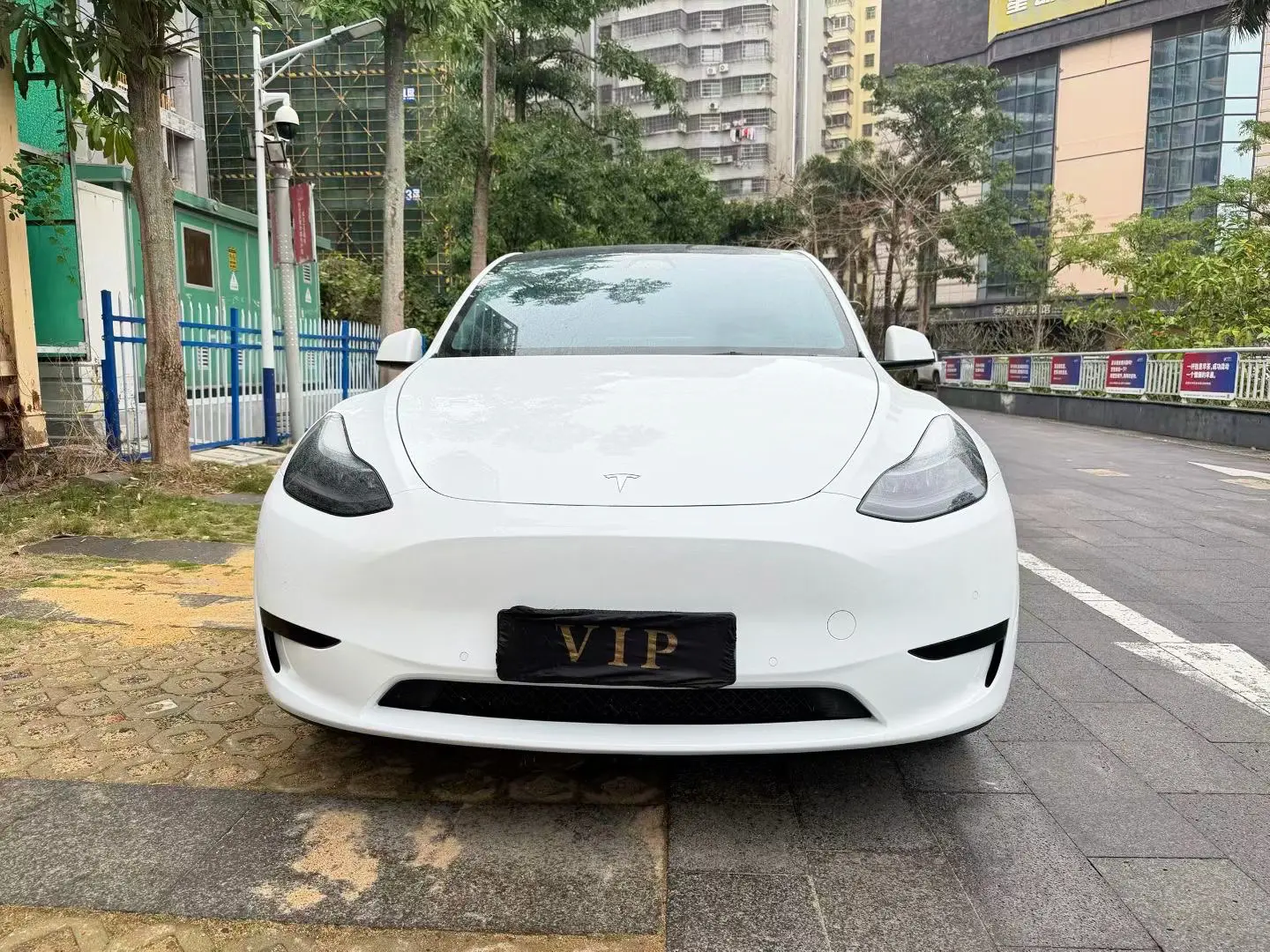 Tesla Model Y  из Китая