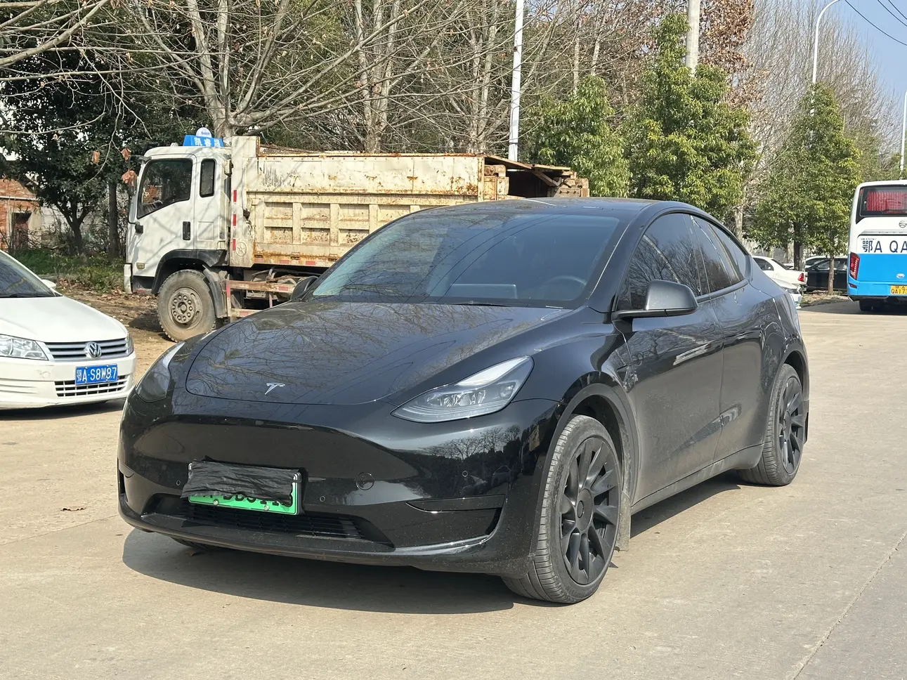 Tesla Model Y  из Китая
