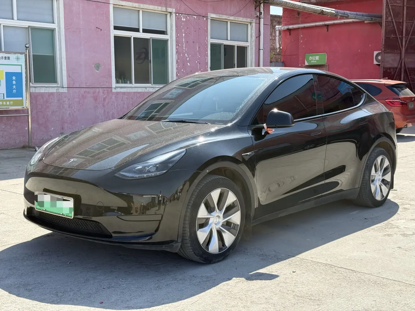 Tesla Model Y  из Китая