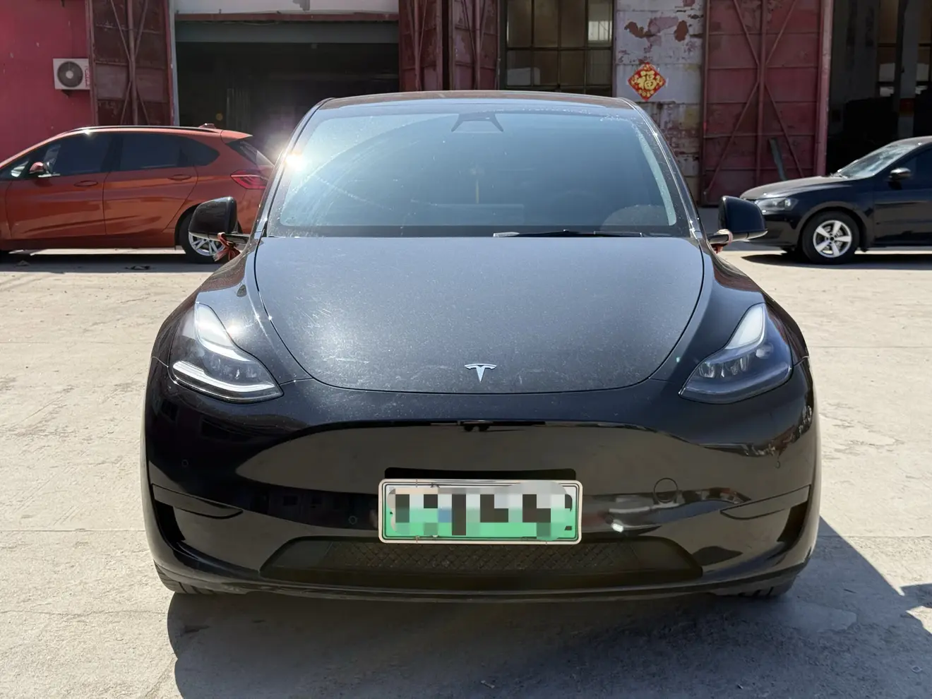 Tesla Model Y  из Китая