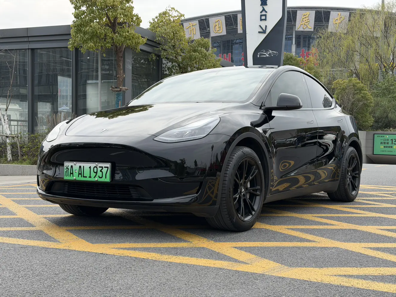 Tesla Model Y  из Китая