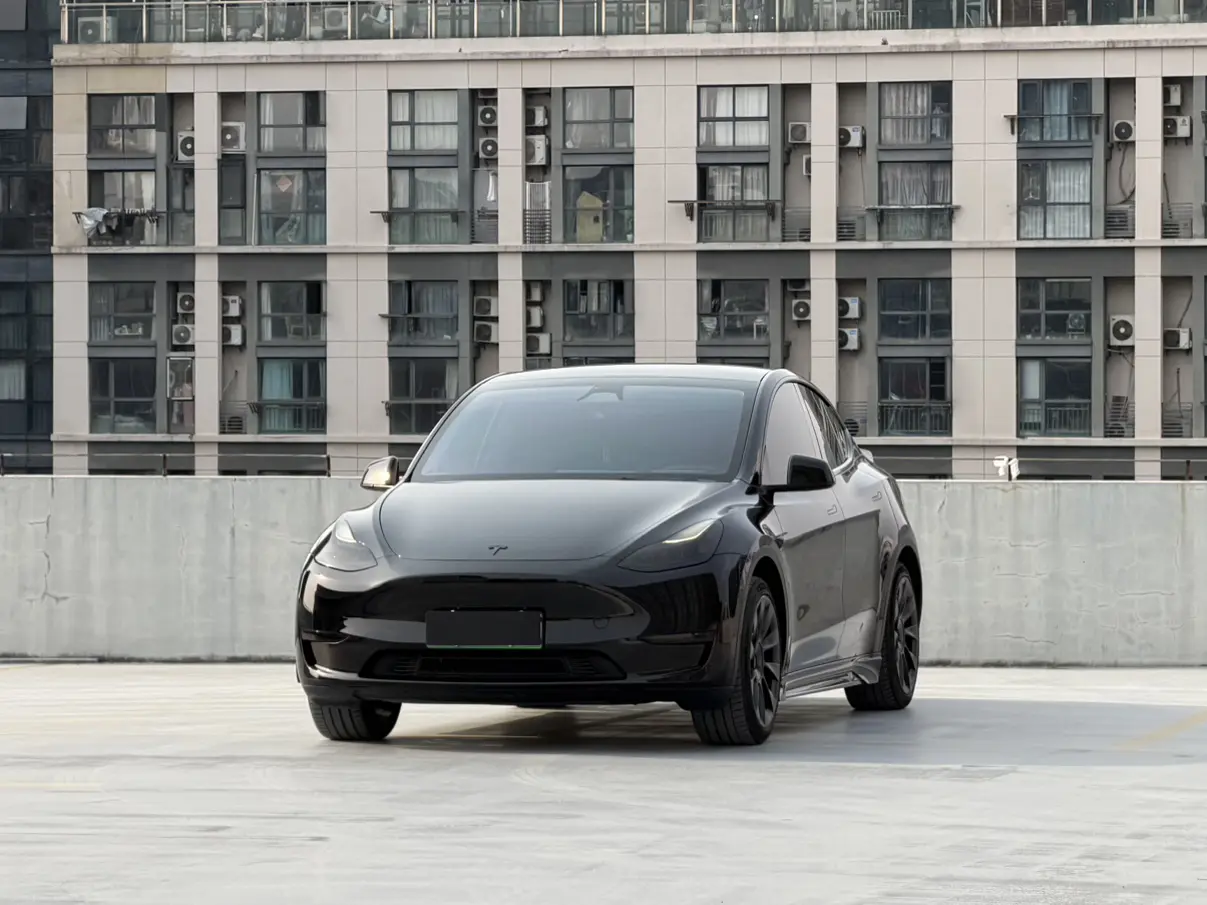 Tesla Model Y  из Китая
