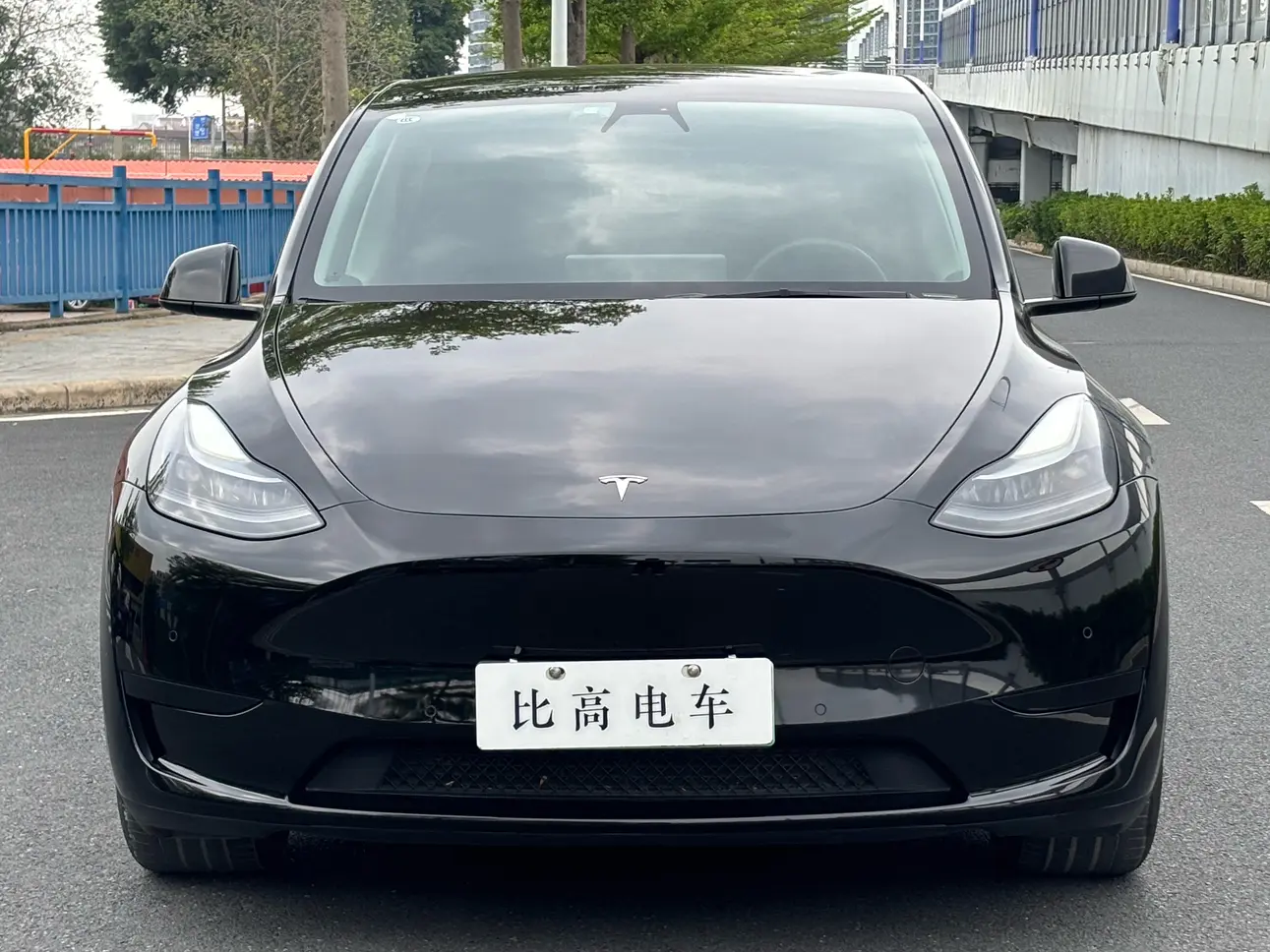 Tesla Model Y  из Китая
