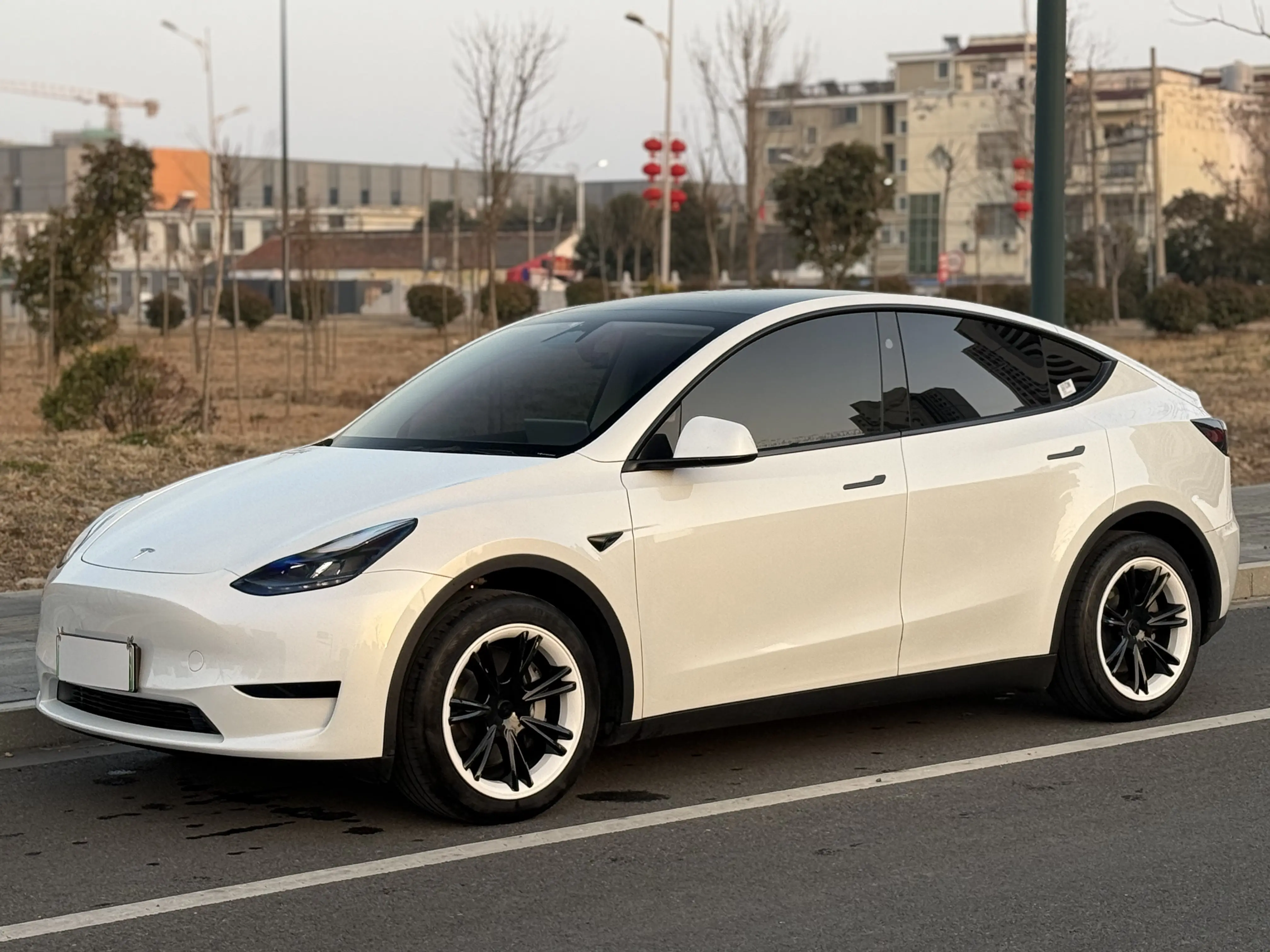 Tesla Model Y  из Китая