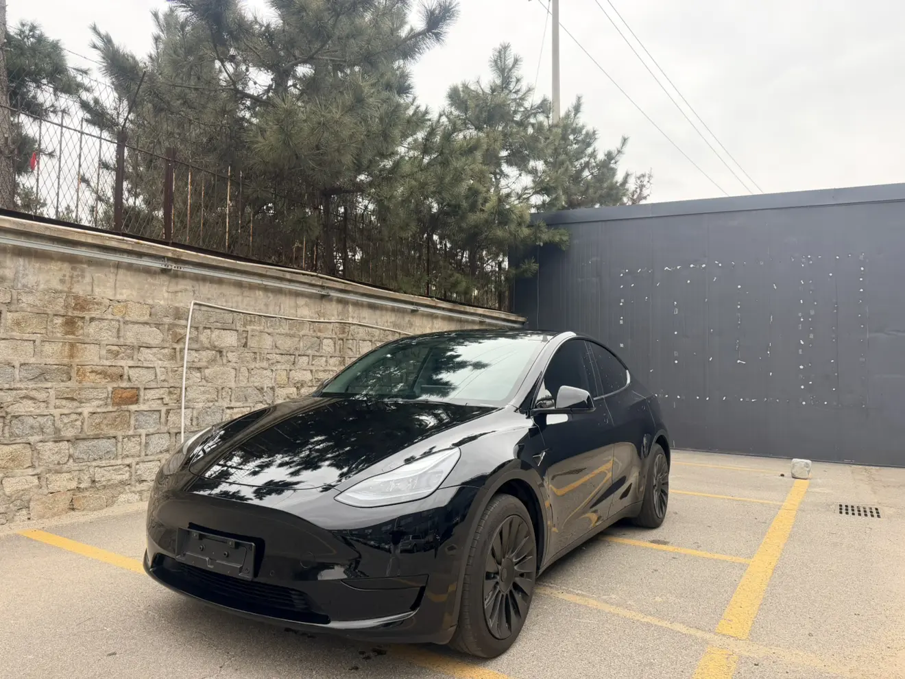 Tesla Model Y  из Китая