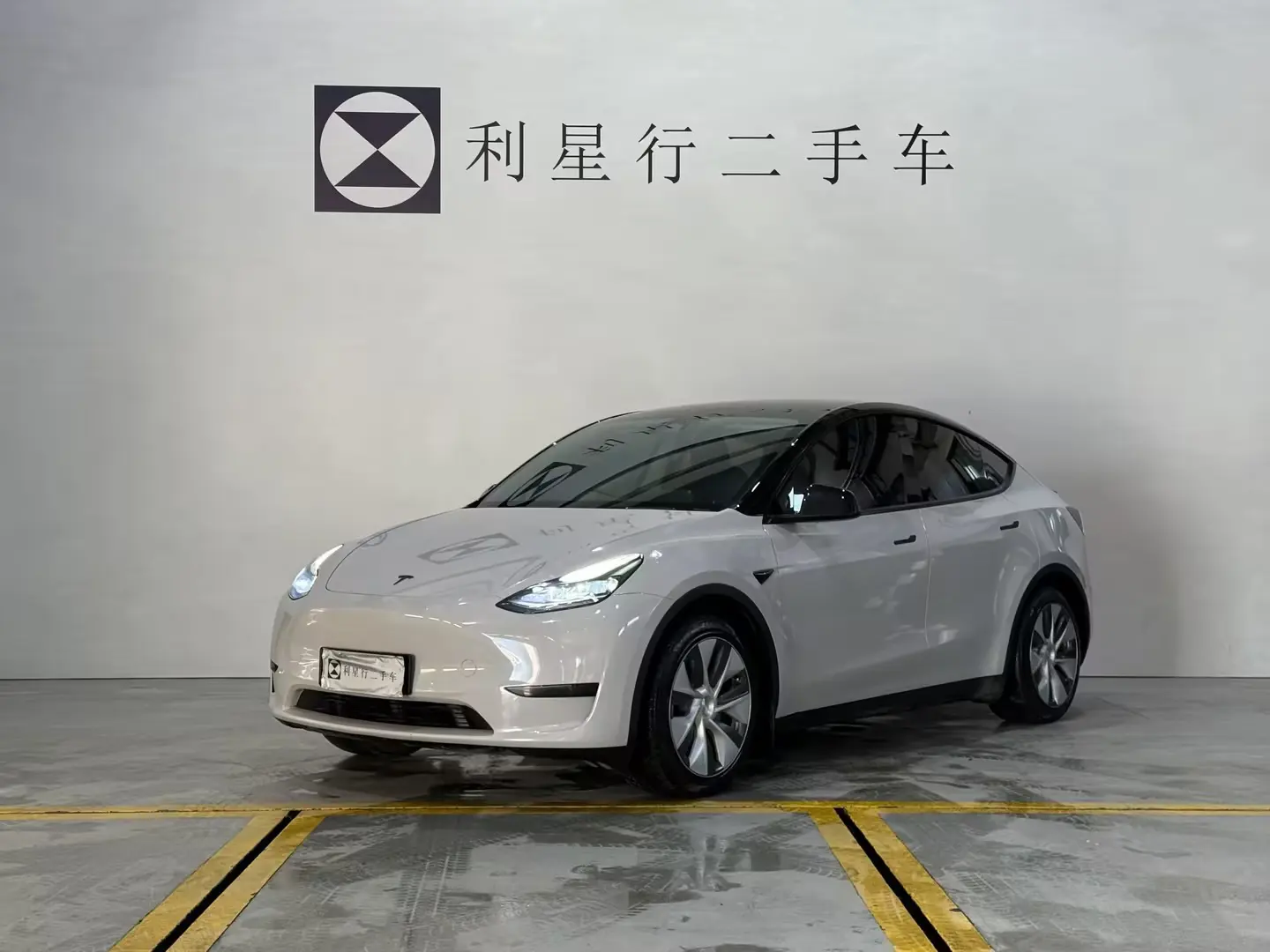 Tesla Model Y  из Китая