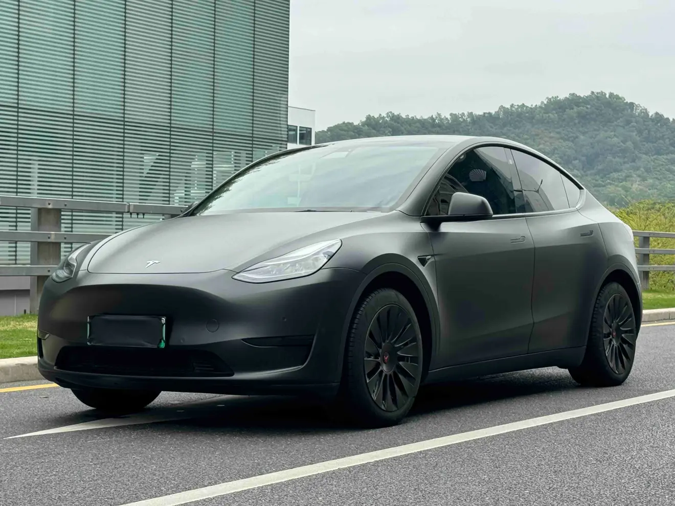 Tesla Model Y  из Китая