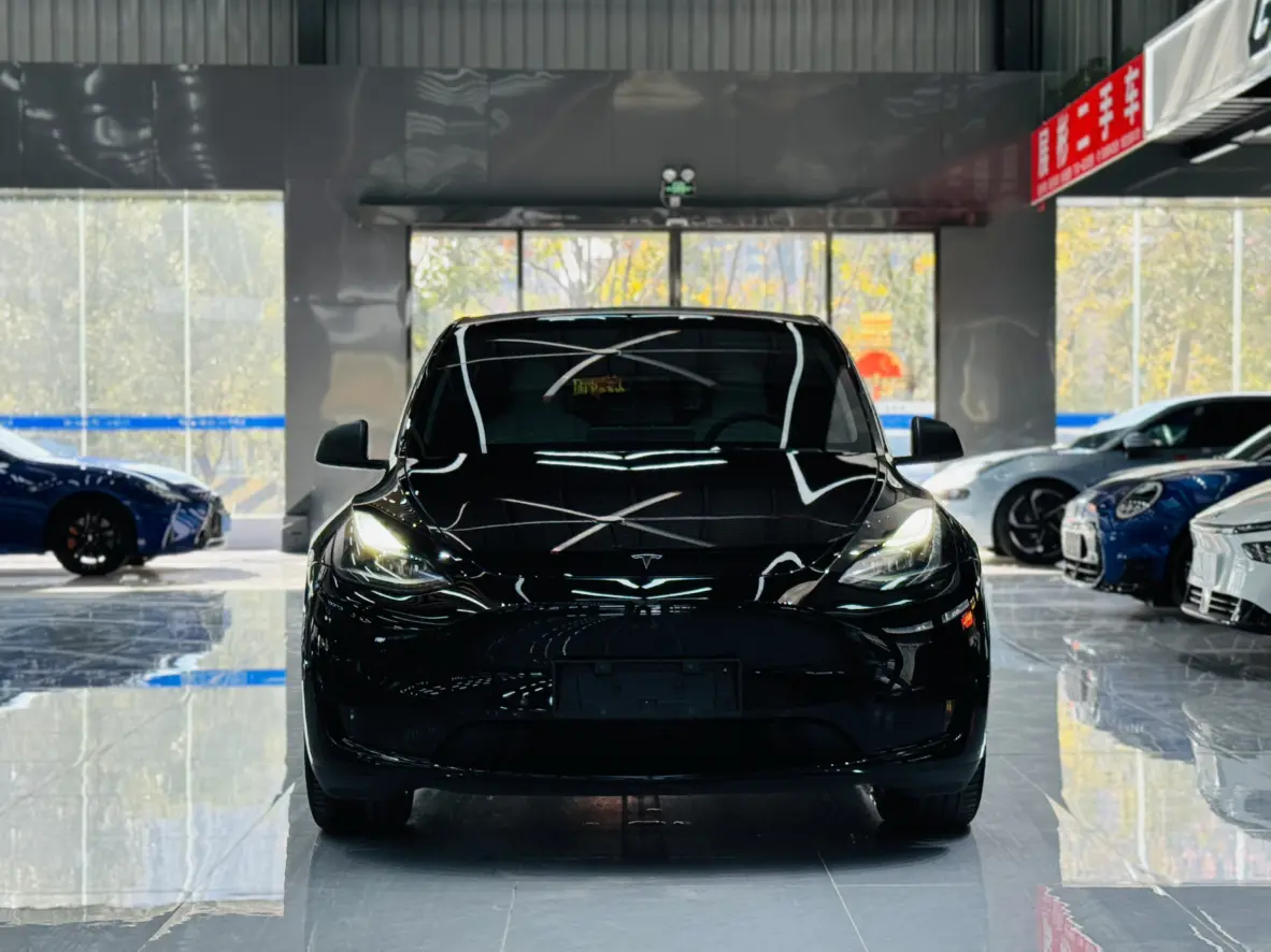 Tesla Model Y  из Китая