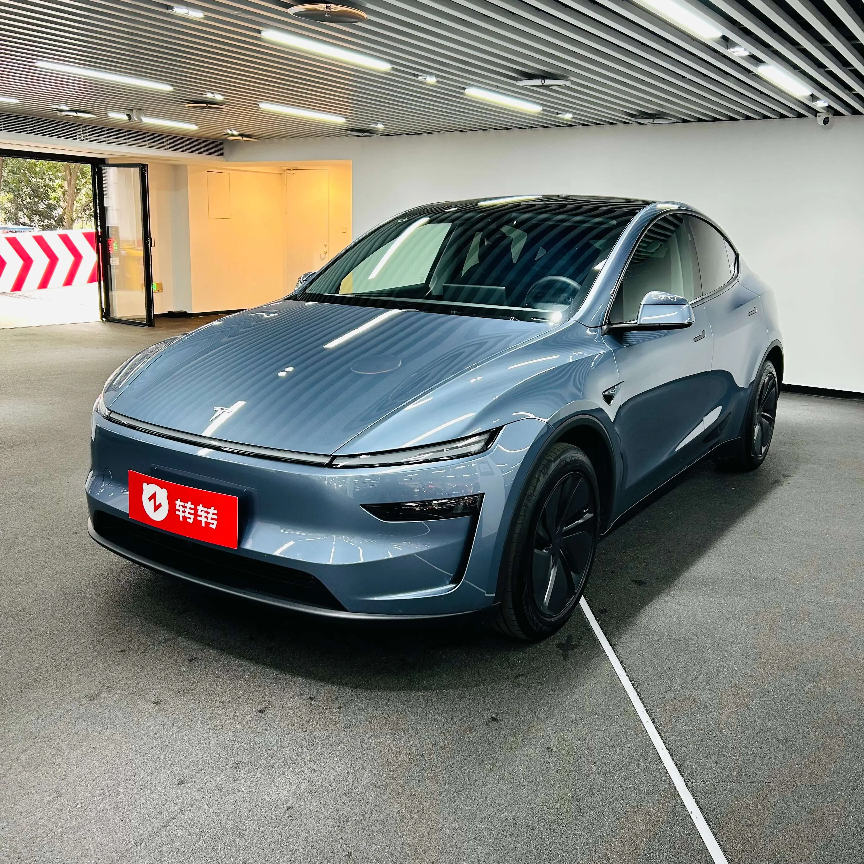 Tesla Model Y  из Китая