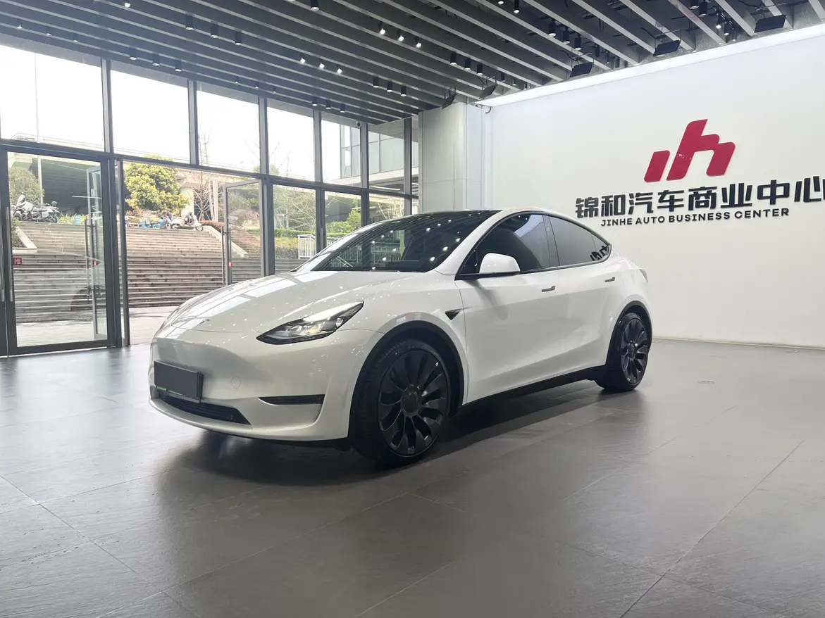 Tesla Model Y  из Китая