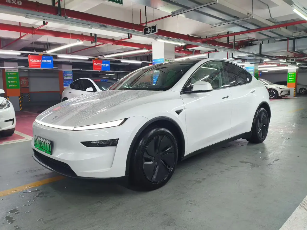 Tesla Model Y  из Китая