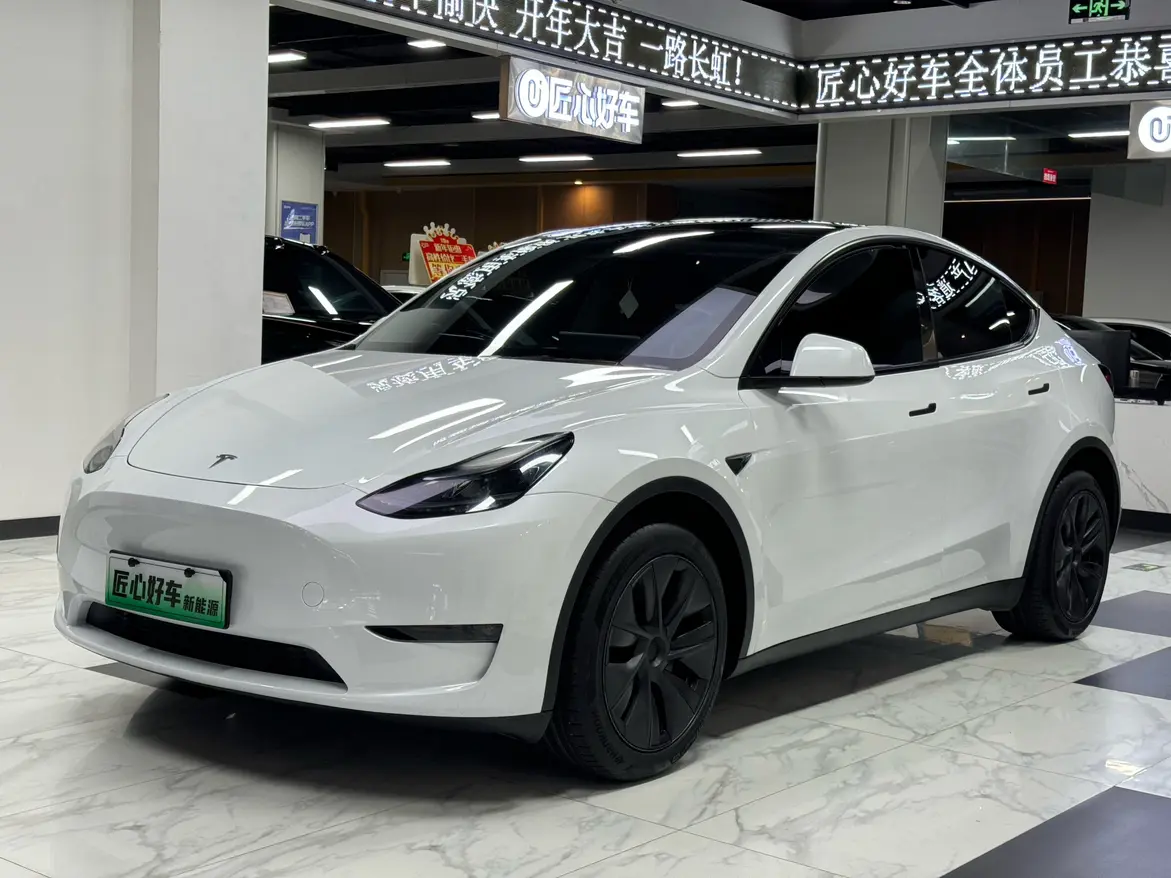 Tesla Model Y  из Китая