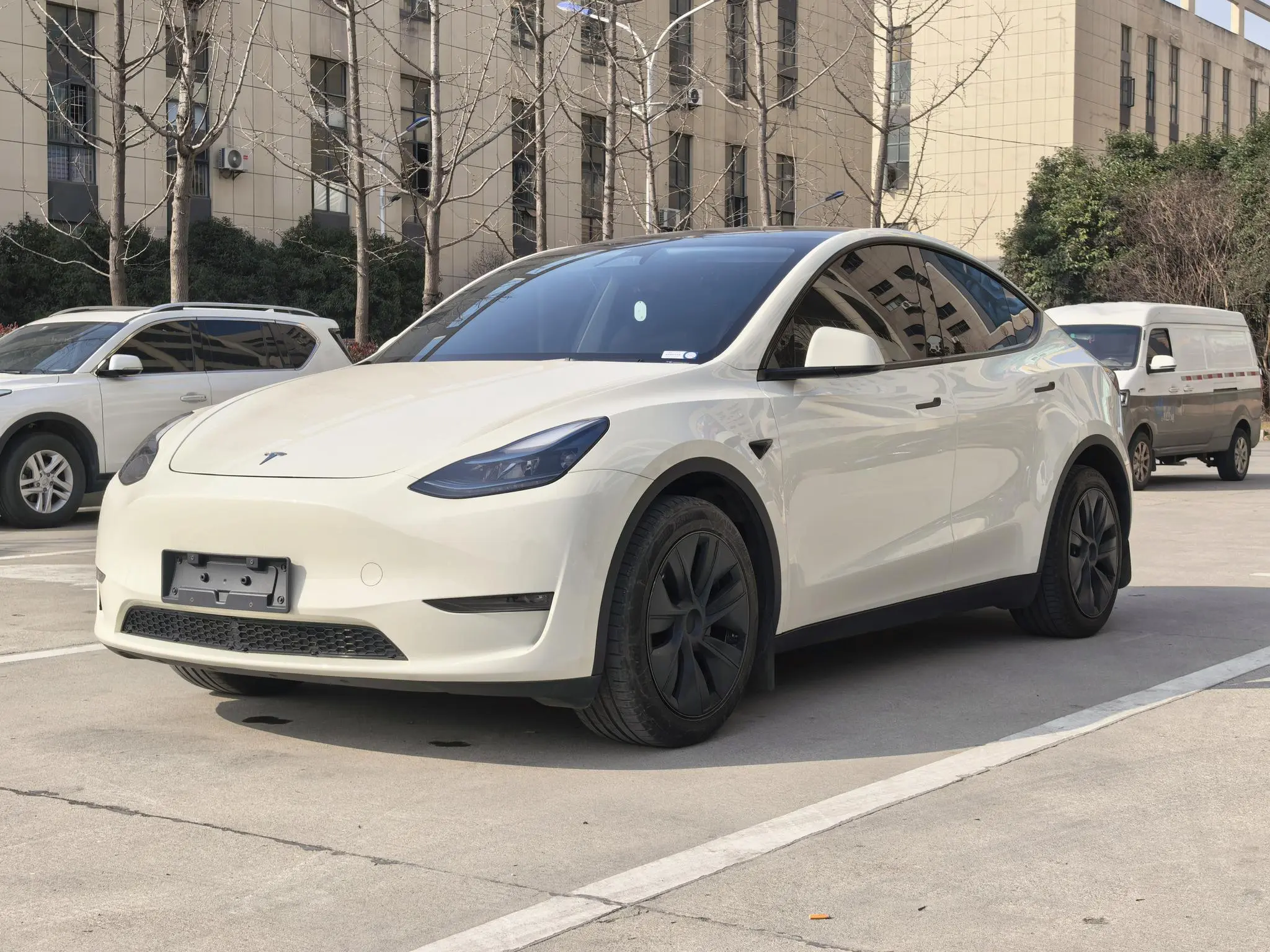 Tesla Model Y  из Китая
