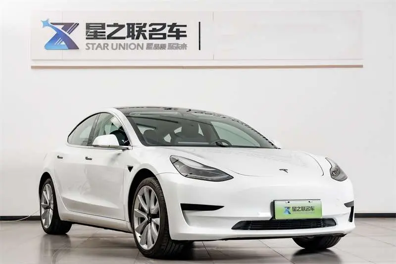 Tesla Model 3  из Китая