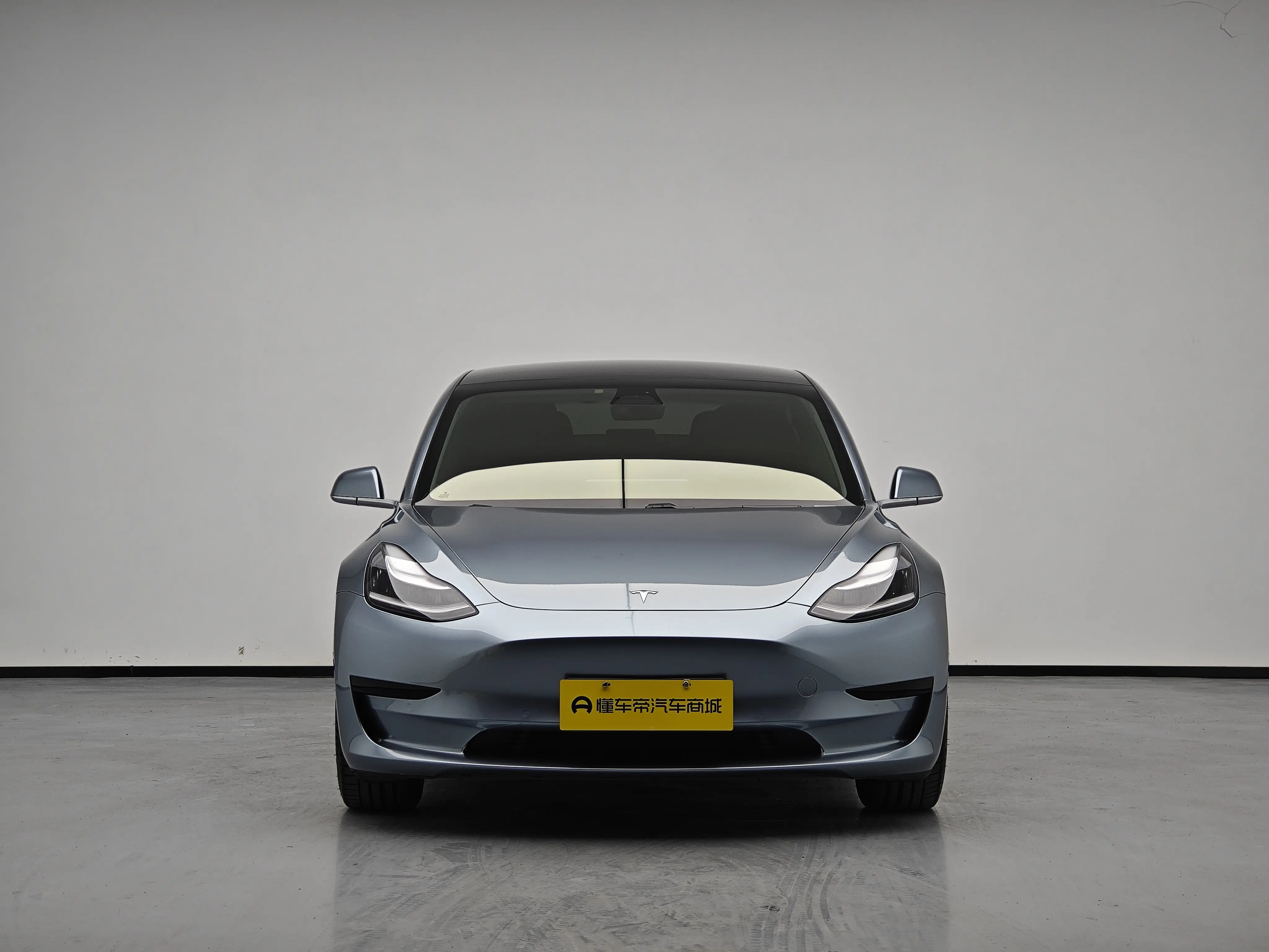 Tesla Model 3  из Китая