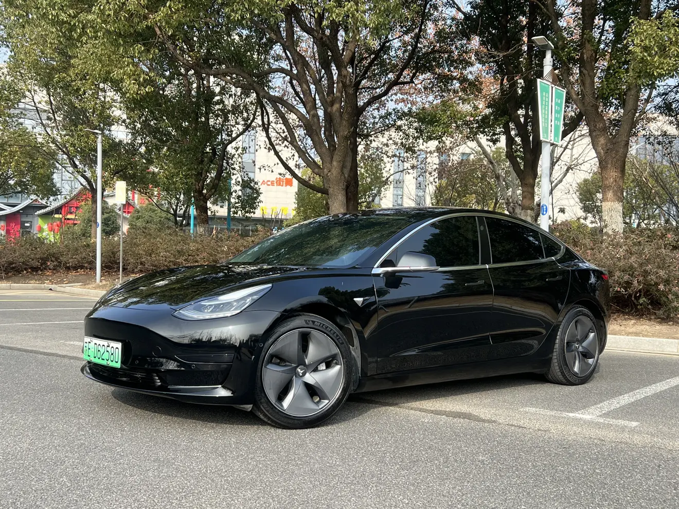 Tesla Model 3  из Китая