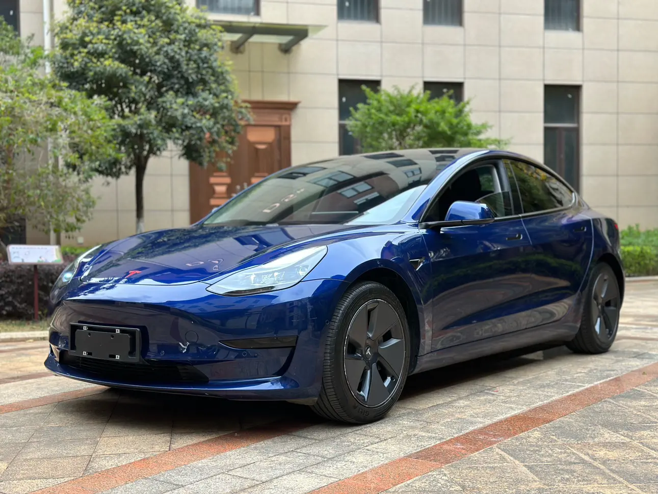 Tesla Model 3  из Китая