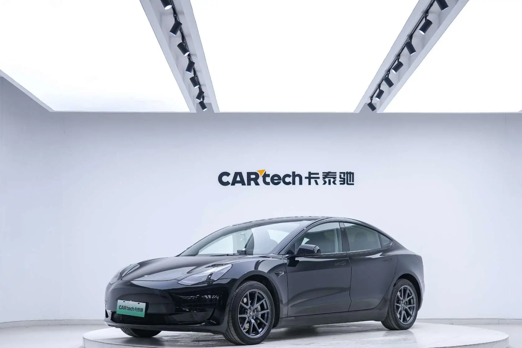 Tesla Model 3  из Китая