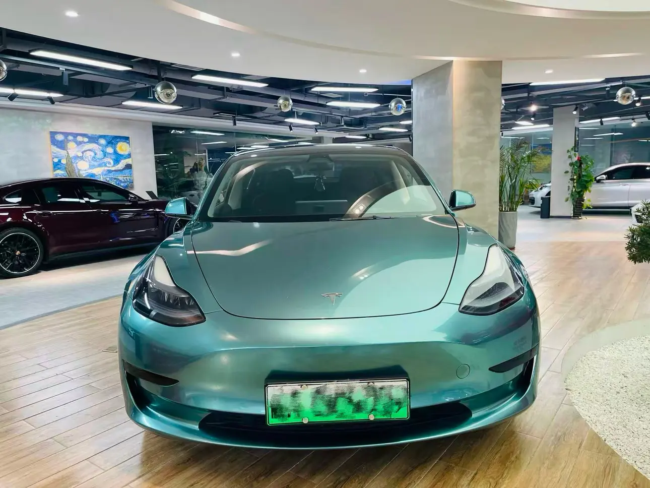 Tesla Model 3  из Китая
