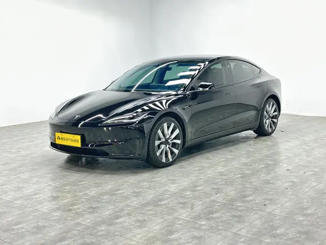 Tesla Model 3  из Китая