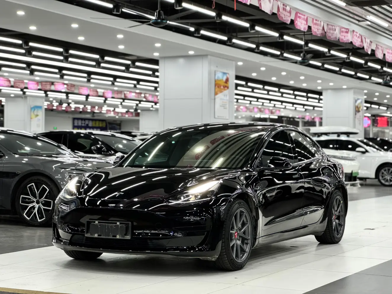 Tesla Model 3  из Китая