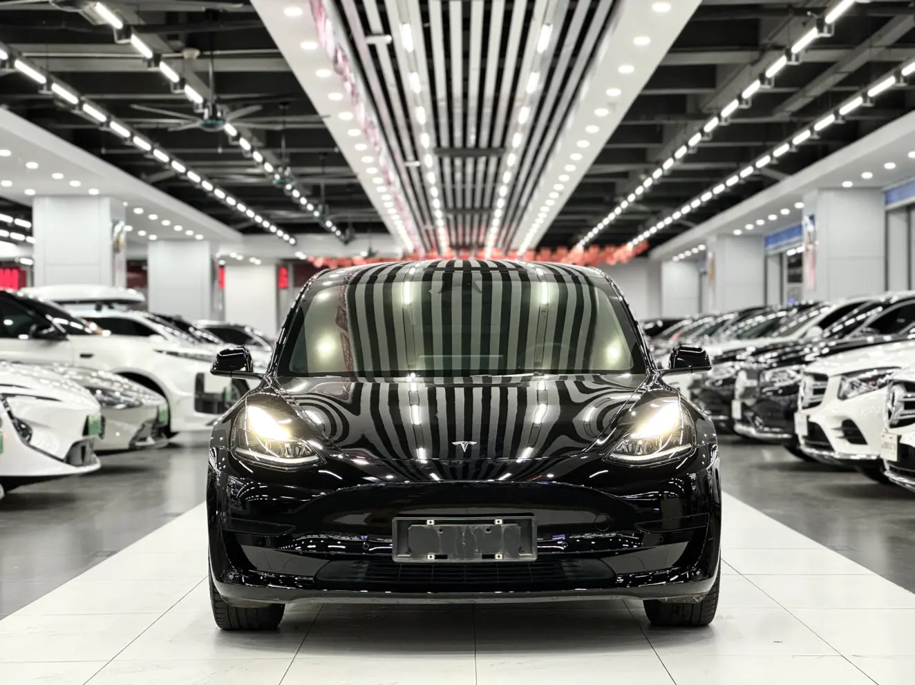 Tesla Model 3  из Китая