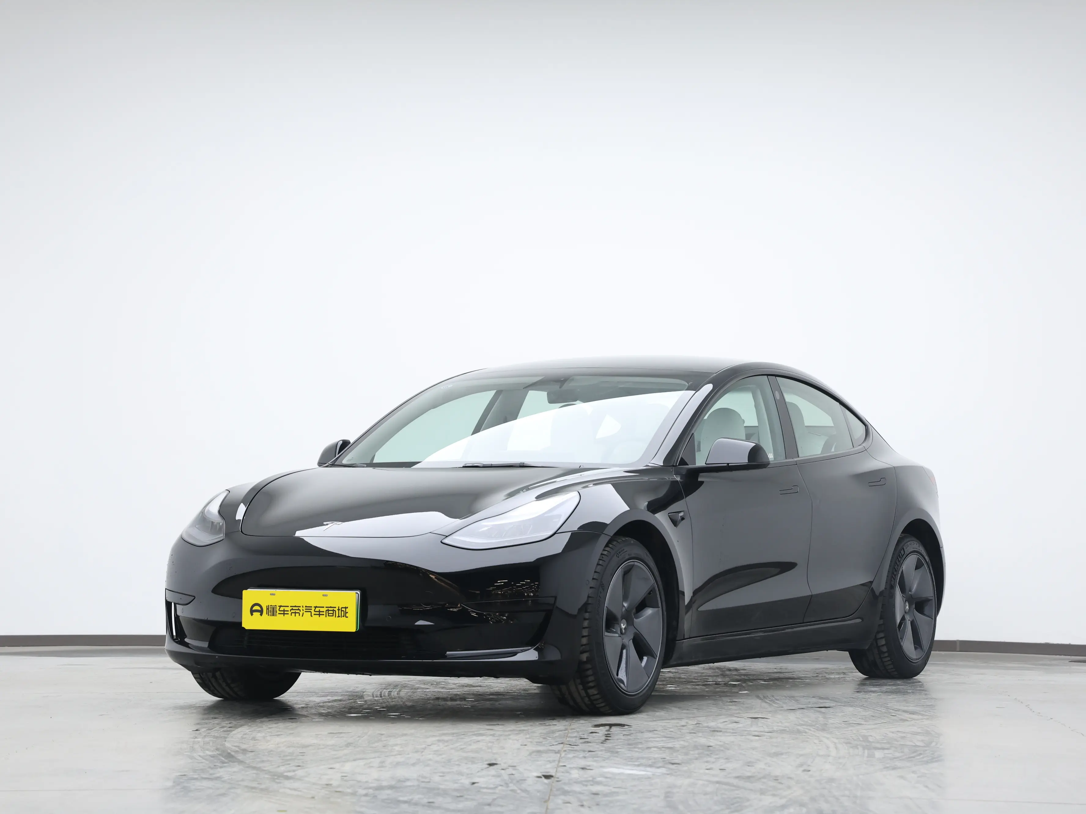 Tesla Model 3  из Китая