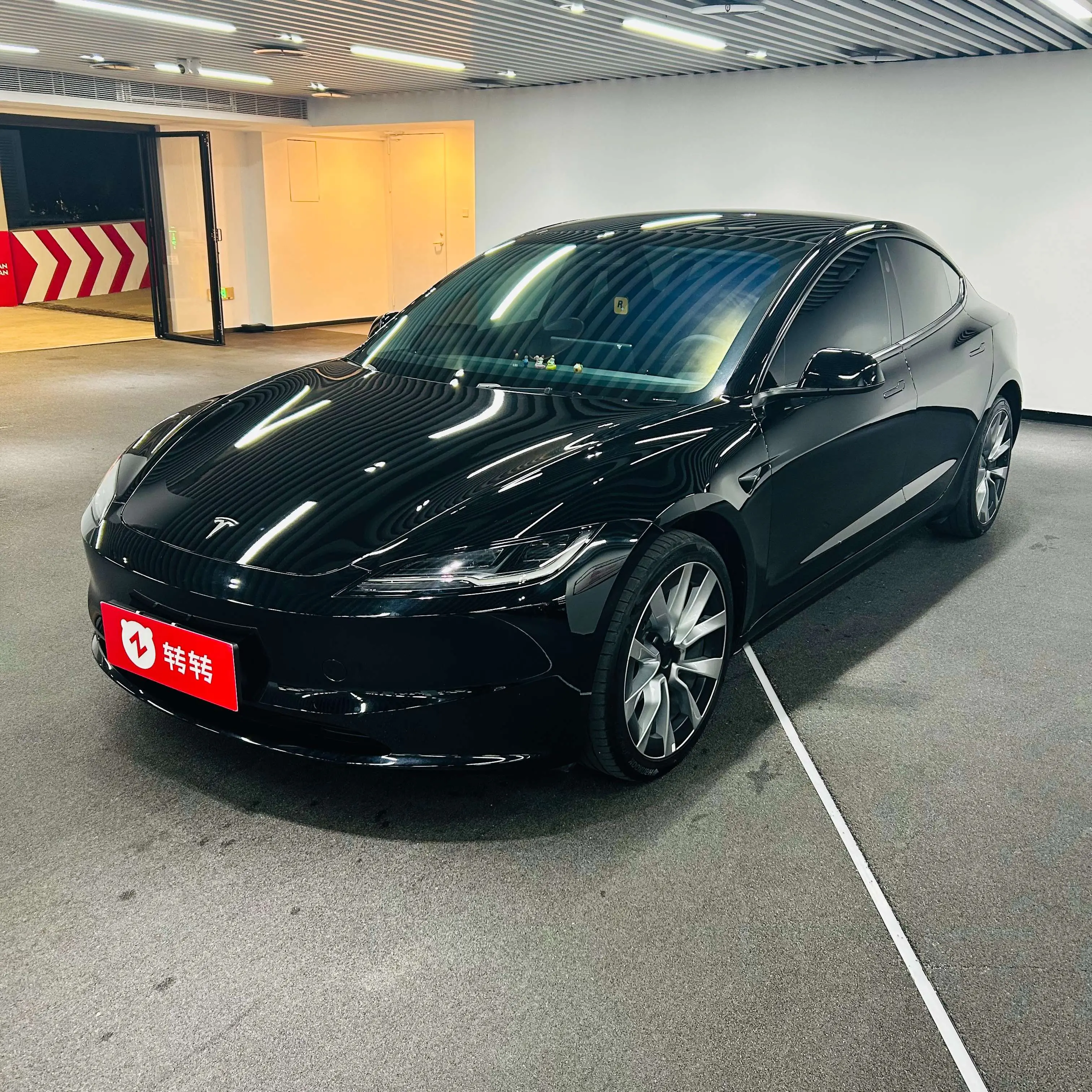 Tesla Model 3  из Китая