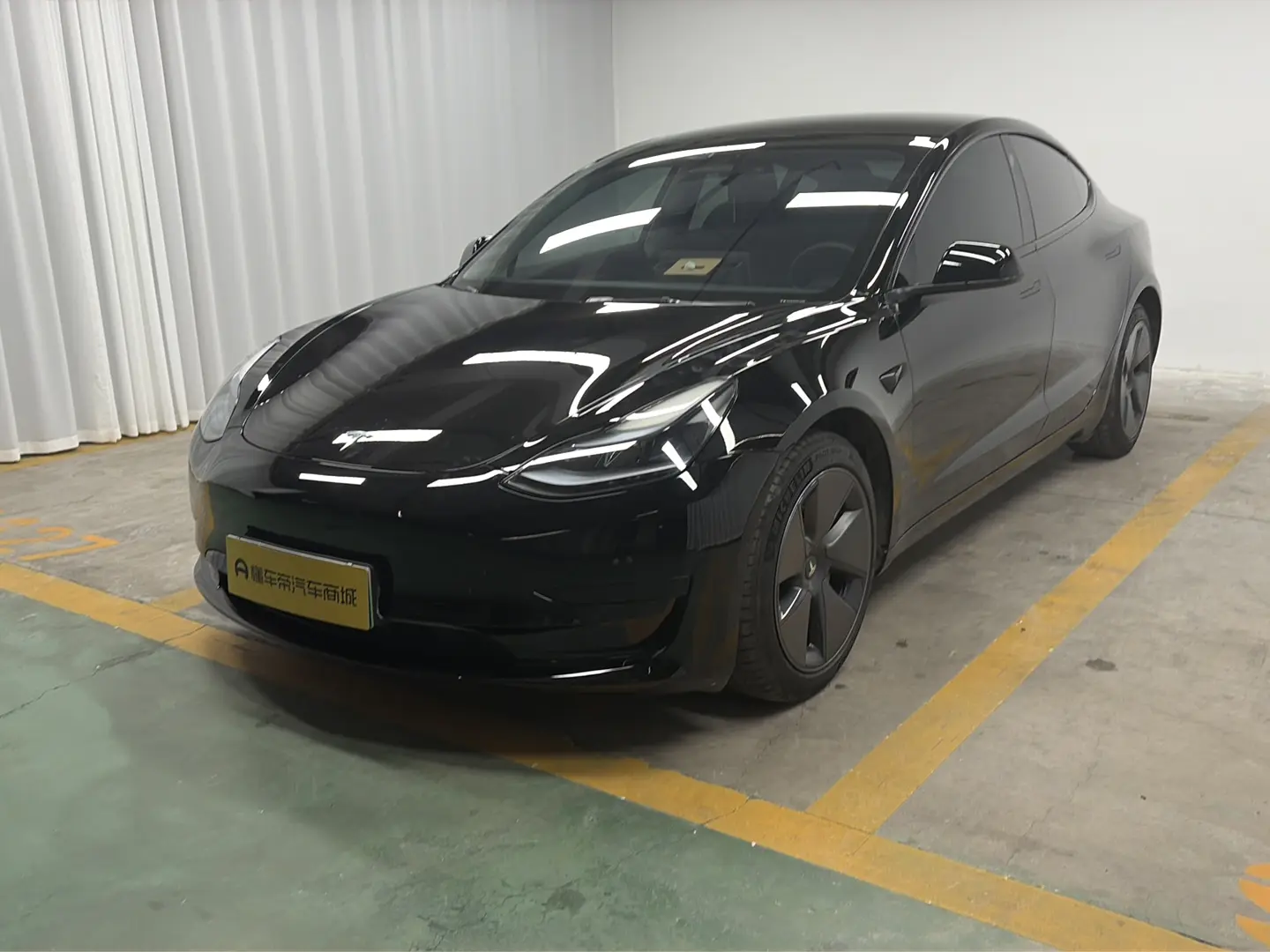 Tesla Model 3  из Китая